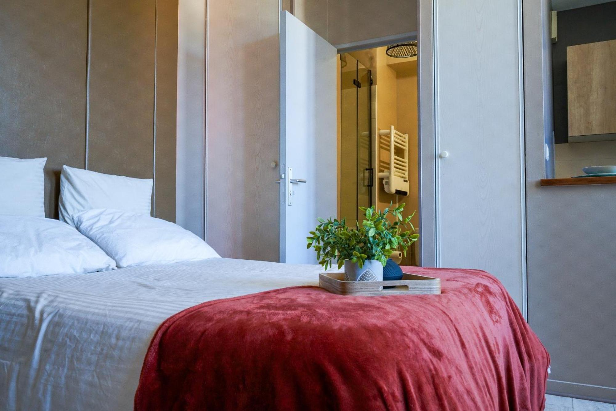 Appartement Style Hotel Cocooning Лимож Экстерьер фото